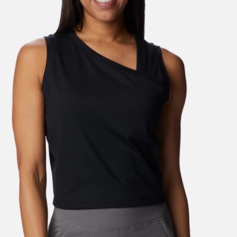 NWT black Columbia asymmetrical V neck crop tank, S